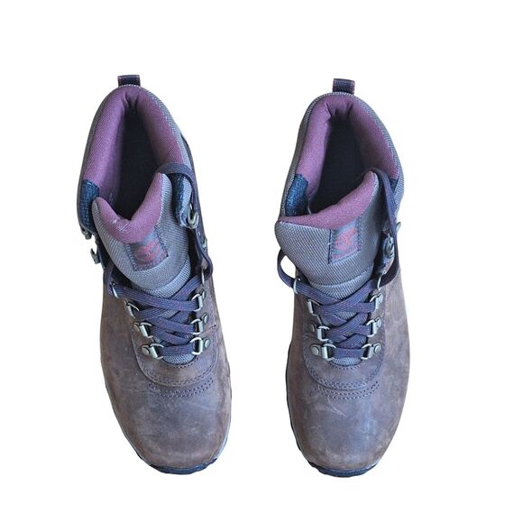 Women's Brown Hiking Boots - Picture 14 of 14